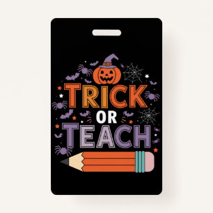 Tarjeta De Identificación Están comiendo perros, gatos y Mascotas Halloween