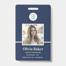 Foto de empleado de seguridad con logotipo azul de