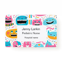 Gatos felices y caras de monstruo