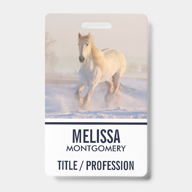 Tarjeta De Identificación Hermosa Gallopaje de Caballo Blanco en la Nieve (Parte frontal)