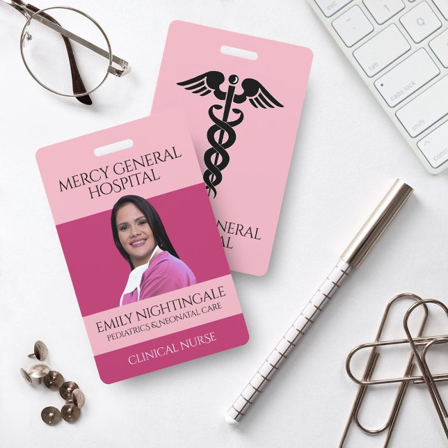 Tarjeta De Identificación Hospital de Enfermería Médica Rosa Caduceus (Subido por el creador)
