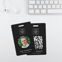 Insignia de código QR de empleado moderno de perso