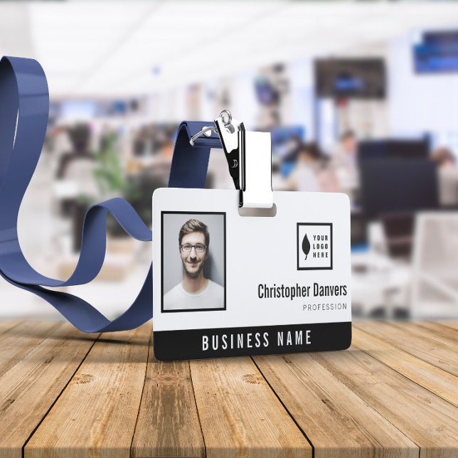 Tarjeta De Identificación Limpio Agrega el logotipo de tu oficina Empleado (Subido por el creador)