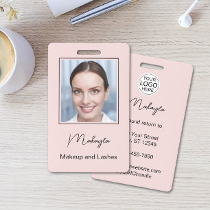 Tarjeta De Identificación Logotipo de escritura en rosa sonrosado Foto Maqui