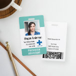 Tarjeta De Identificación Logotipo y foto de los empleados del hospital pers<br><div class="desc">Personalice estas insignias verticales para el personal médico con una foto y un nombre del empleado, junto con varios campos de texto personalizados para el nombre del hospital o del centro de salud, unidad o piso, abreviatura de título, número de identificación del empleado o fecha de validez, junto con el...</div>