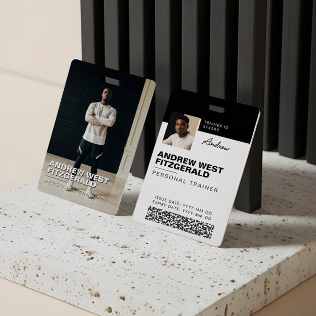 Tarjeta De Identificación Modern Photo Personal Trainer Fitness Lifestyle (Modern Photo Personal Trainer Fitness Lifestyle Badge)