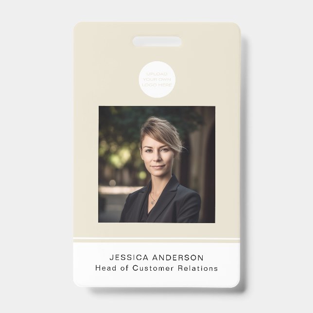 Tarjeta de identificación moderna beige con logo m (Parte frontal)