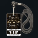 Tarjeta De Identificación Rustic Wood String ilumina Sweet 16 VIP Pass<br><div class="desc">Personalizar para cualquier evento.</div>