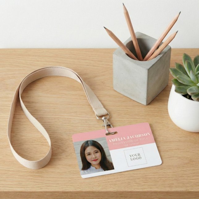 Tarjeta De Identificación Simple Blush Pink Employee Photo ID Logo Barcode  (Subido por el creador)