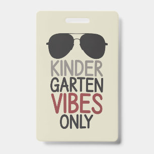 Tarjeta De Identificación Sólo Vibras de Kinder al Regreso a Clases 