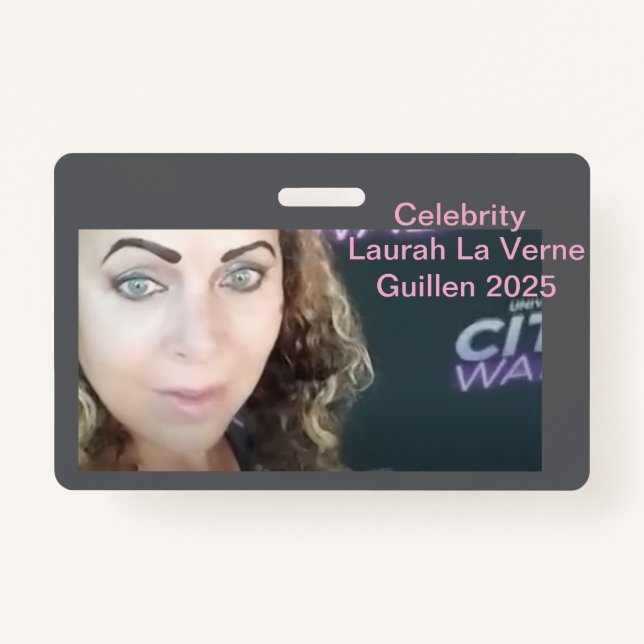 TARJETA DE IDENTIFICACIÓN #TOPCELEBRITY #LAURAHLAVERNEGUILLEN 2025 (Anverso)