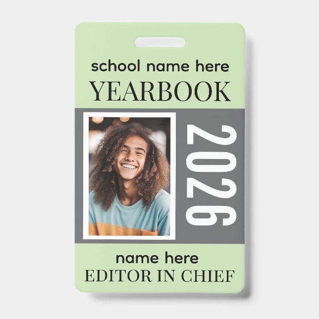 Tarjeta De Identificación Yearbook Staff Badge Fully Customizable (Parte frontal)