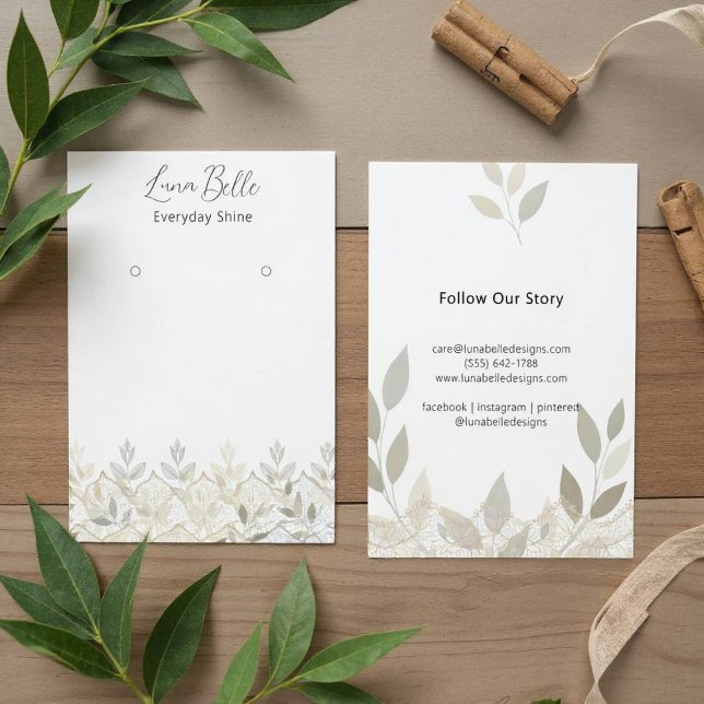 Tarjeta de ilustración de encaje de follaje beige  (Lace Foliage Design)