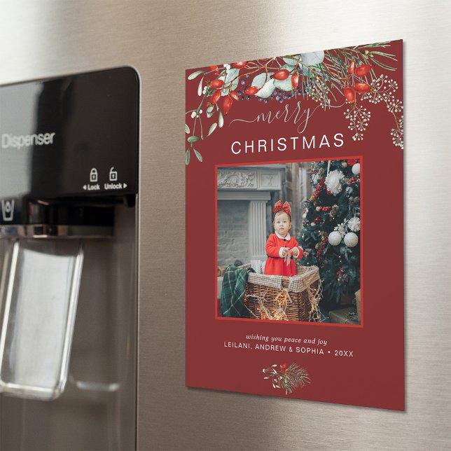 Tarjeta de imán de saludo de foto de Navidad botán (You will love these beautiful Christmas cards! They feature botanical watercolor pine and berries.)