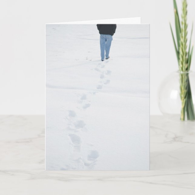 Tarjeta de invierno de huellas en nieve nueva (Anverso)