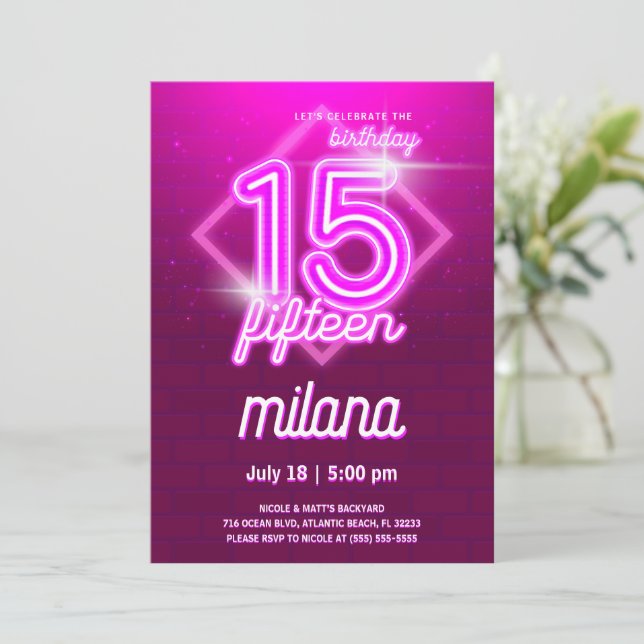 Tarjeta de invitación a la fiesta de cumpleaños 15 (Anverso de pie)