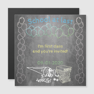Tarjeta de invitación a la inscripción escolar en 