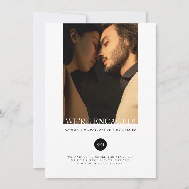 Tarjeta de Invitación de compromiso elegante y mod (Anverso)