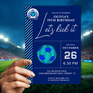 Tarjeta de invitación de cumpleaños de fútbol azul