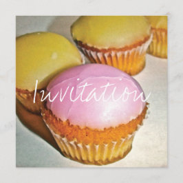 TARJETA DE INVITACIÓN DE CUPCAKE DE ESTILO RETRO