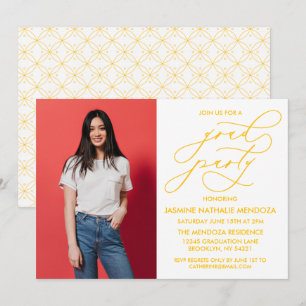 TARJETA DE INVITACIÓN DE GRADUACIÓN CON CALIGRAFÍA