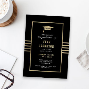 Tarjeta de invitación de graduación de tapa dorada