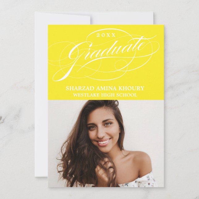 TARJETA DE INVITACIÓN DE GRADUACIÓN FIESTAS SCRIPT (Anverso)