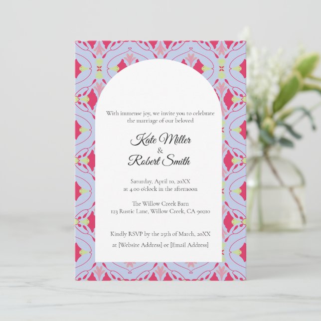 Tarjeta de invitación lavanda Floral Squircle (Anverso de pie)