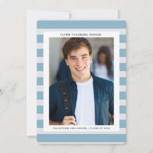 Tarjeta de invitación moderna de graduación de cua