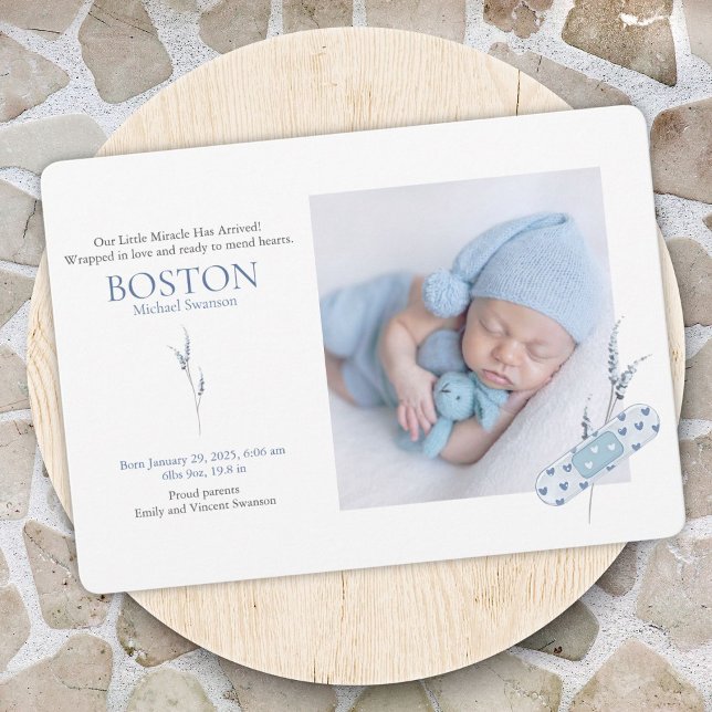 Tarjeta de Invitación para bebés azul para mending (Blue band-Aid themed baby announcement with photo slots, details, and a heartfelt message.)