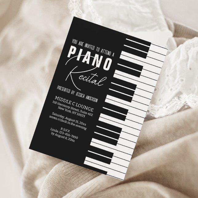 Tarjeta de invitación recital para piano negro mod (Make your recital unforgettable with a timeless piano invitation that sets the perfect tone!)