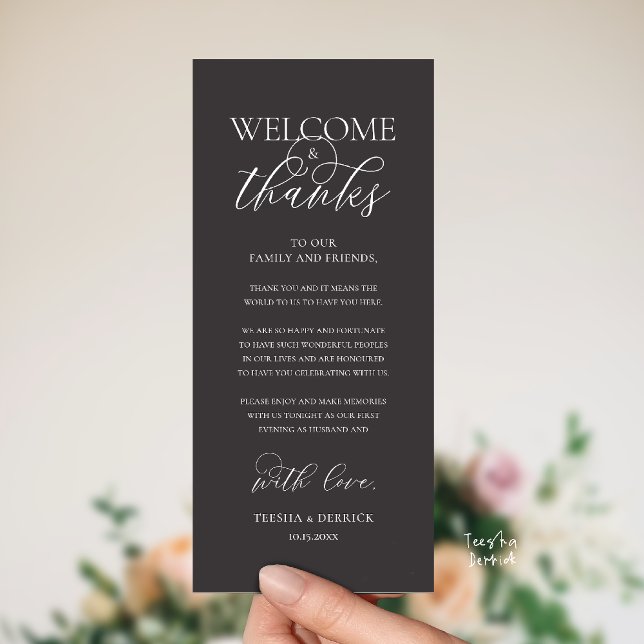 Tarjeta de invitado de recepción elegante "Bienven ("Welcome and Thanks" Elegant Wedding Reception Guest Thank you Card in Charcoal Grey)