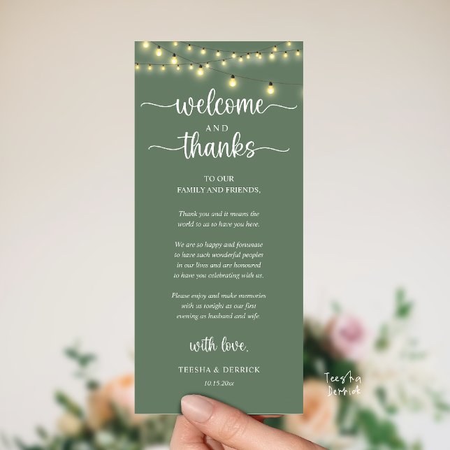 Tarjeta de invitado de recepción rústica "Bienveni ("Welcome and Thanks" Rustic Reception dinner Guest thank you Card in string lights sage green)