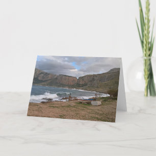 Tarjeta de la costa siciliana. En blanco para su p