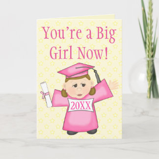 Tarjeta de la graduación del preescolar/del chica