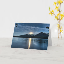 Tarjeta de la Luna sobre el Lago