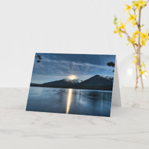Tarjeta de la Luna sobre el Lago