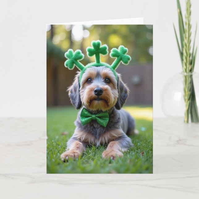 Tarjeta de lazo de trébol de perro lindo (Anverso)