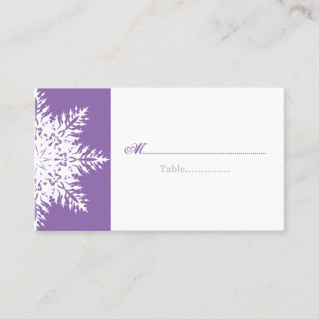 Tarjeta de lugar de boda morada blanca de invierno (Anverso)