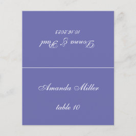 Tarjeta de lugar de Boda violeta con nombre de inv