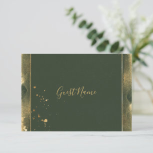 Tarjeta de lugar de invitado verde y dorado