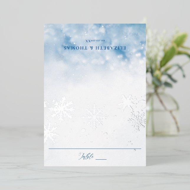 Tarjeta de lugar de mesa de boda con nieve que cae (Anverso de pie)
