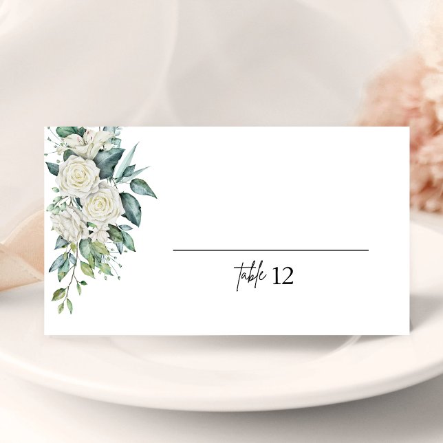 Tarjeta de lugar doblada de vegetación Rosa Blanca (White rose greenery folded place card guides guests with elegance and a personal touch.)