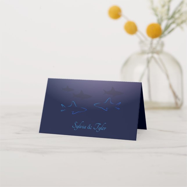 Tarjeta de lugar plegado del Boda del tiburón azul (Reverso)