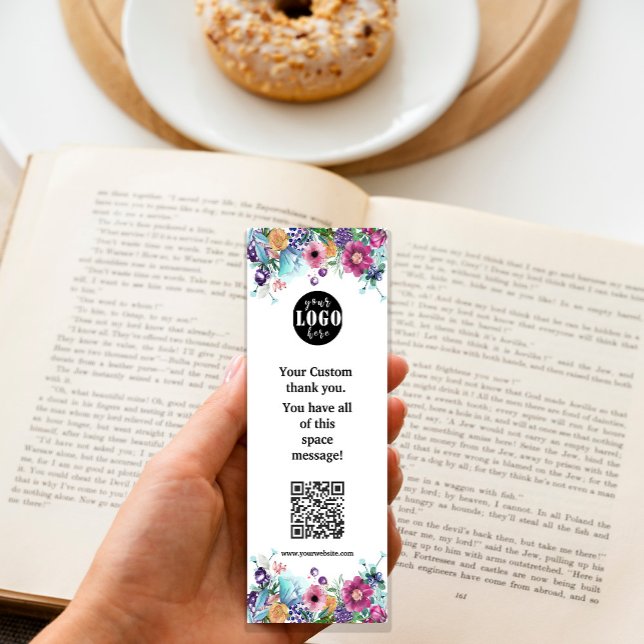 Tarjeta de marcadores Berry Sweet Blueberry & Flow (Berry Sweet Blueberry & Flowers #floralbookmark #flowersbookmark #qrcode #addlogo #pinkandturquoise)