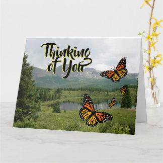 Tarjeta de mariposas monarca del lago de montaña