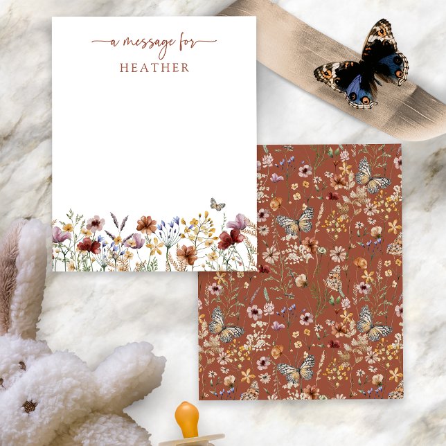 Tarjeta de mensaje Terracotta Wildflower (Terracotta Boho Wildflower Message Card with Butterfly by Painted Paperie
)