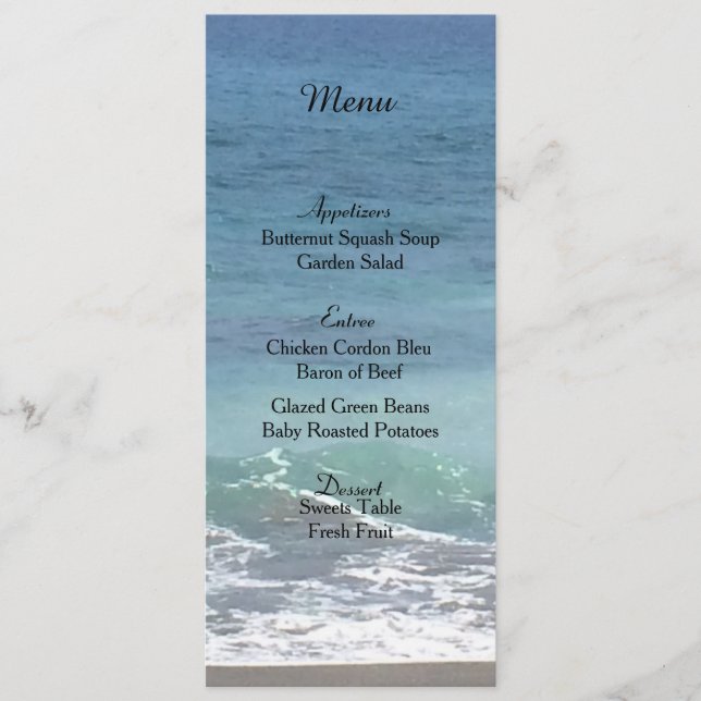 Tarjeta de menú de boda de playa y océano (Anverso)