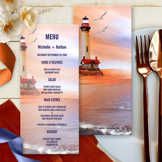 Tarjeta de menú del Boda del faro de playa (Nautical wedding menu card featuring a painting of a lighthouse at the ocean with seagulls at sunset)