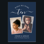 Tarjeta De Mesa A través de los años, una foto Boda de la tabla mo<br><div class="desc">Recuerde y diviértase con los números de la mesa de recepción de su boda. Estos sencillos y elegantes números de la mesa le dan la opción de incluir una fotografía de la novia y del novio a la misma edad que el número de la mesa, el nombre o apellidos de...</div>